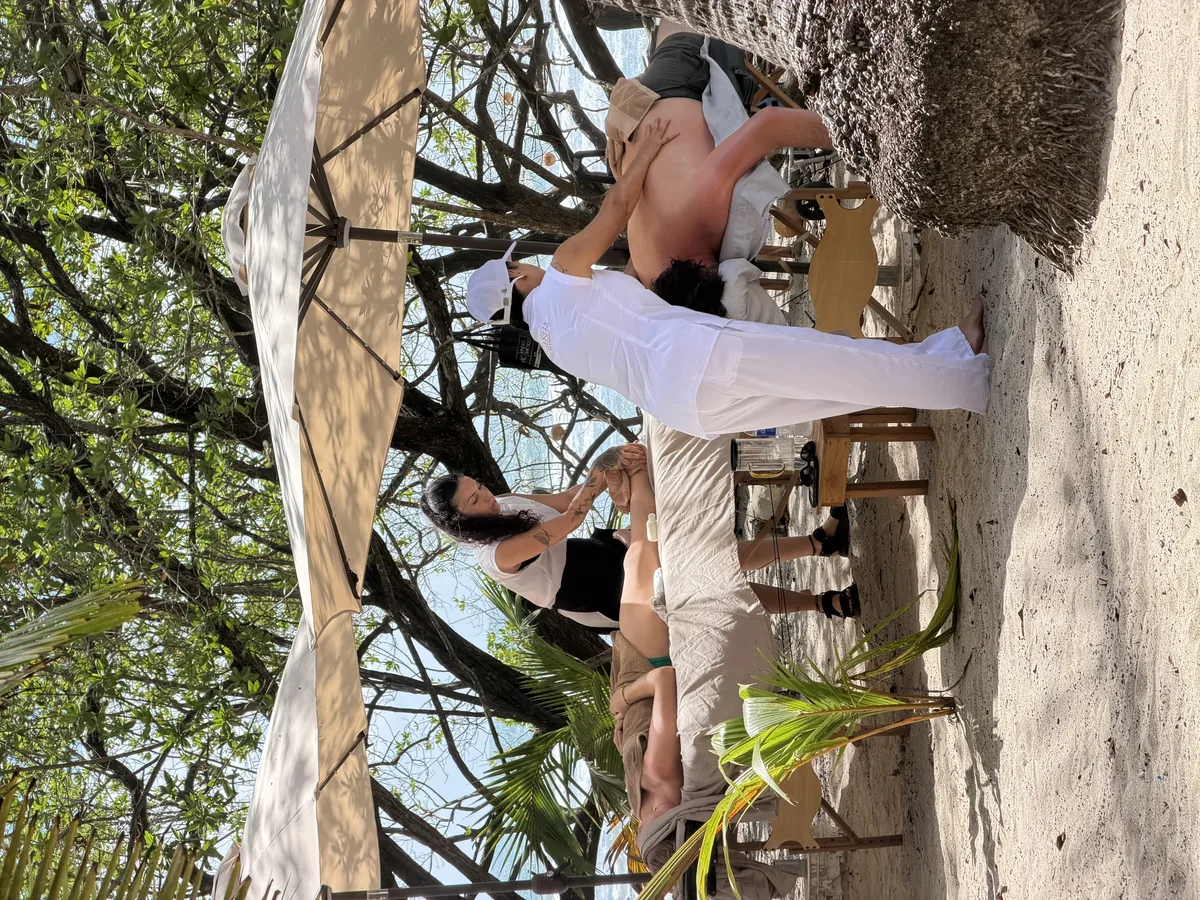 Massage sur la plage Santa Teresa